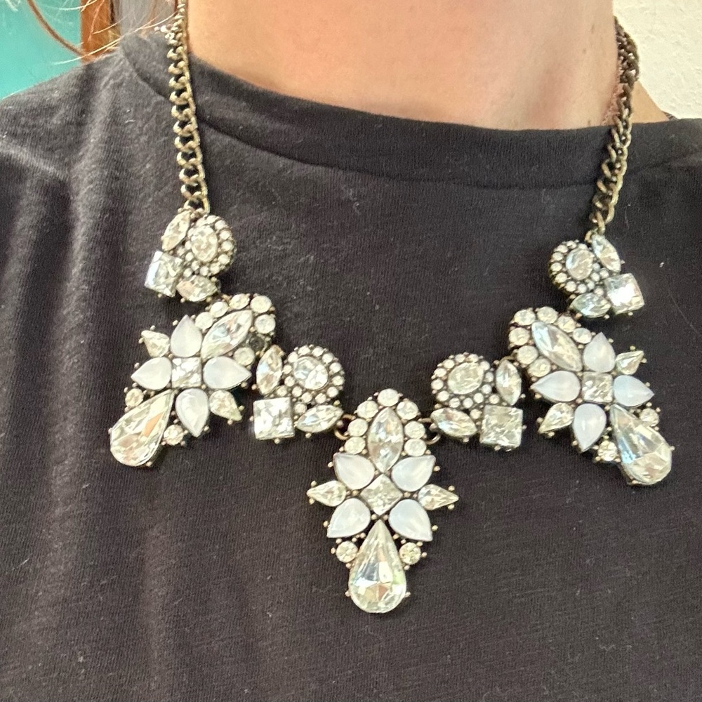 BaubleBar Silver Crystal Cluster Necklace